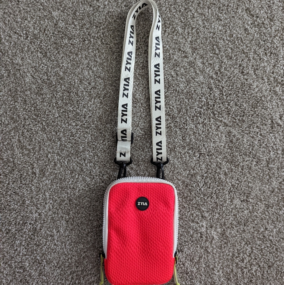 Zyia Crossbody/Phone Bag